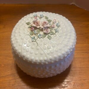 Vintage Lefton China #1188 round white hobnail dish with delicate floral lid